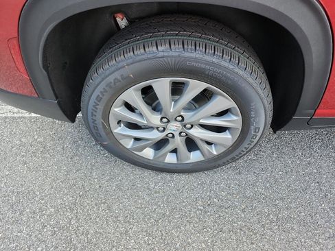 New 2026 Buick Enclave Preferred w/ Power Package image 5