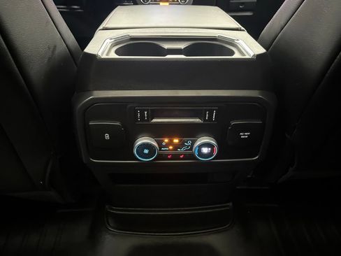 Used 2021 Ford Expedition Limited AWD/4WD image 32