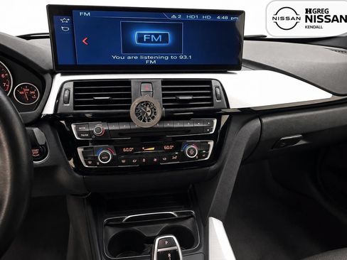 Used 2018 BMW 330i Sedan RWD image 10