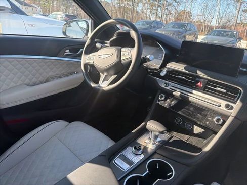 Used 2025 Genesis G70 3.3T Advanced w/ Sport Prestige Package image 13