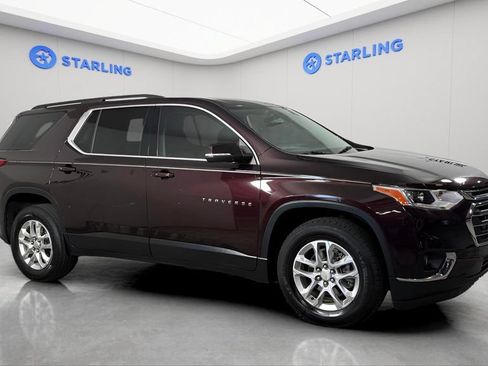 Certified 2021 Chevrolet Traverse LT FWD image 13