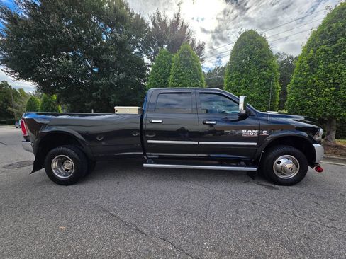 Used 2018 RAM 3500 Laramie image 7