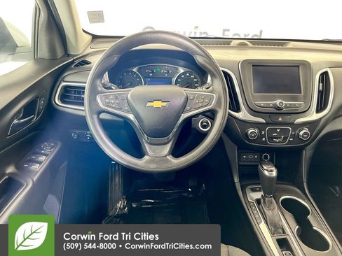 Used 2020 Chevrolet Equinox LT AWD/4WD image 24