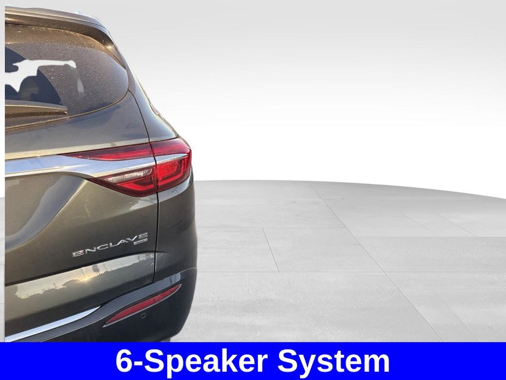 Used 2018 Buick Enclave Essence AWD/4WD image 5