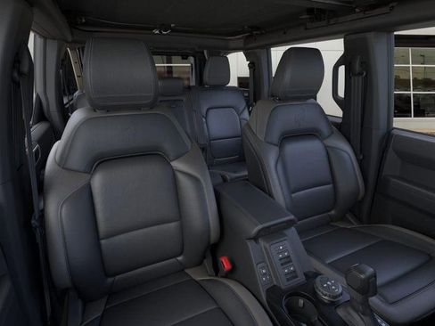 New 2026 Ford Bronco Outer Banks AWD/4WD image 14