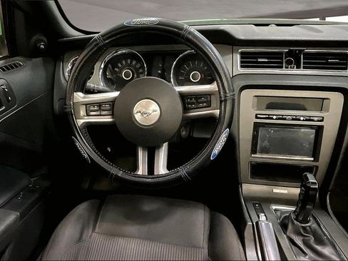 Used 2013 Ford Mustang GT RWD image 5