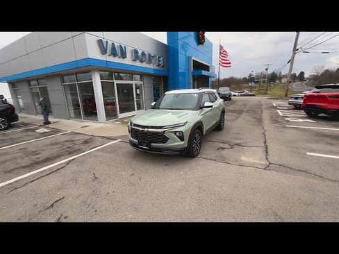 Used 2024 Chevrolet TrailBlazer ACTIV FWD image 3