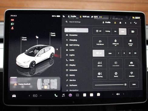 Used 2023 Tesla Model 3 Standard Range RWD image 28