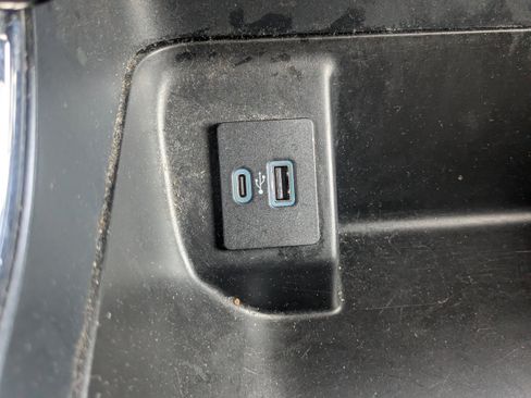 Used 2024 Ford F150 XLT w/ Mobile Office Package image 24