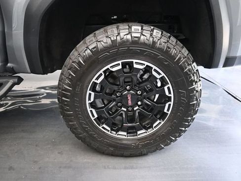 Used 2026 GMC Canyon AT4 w/ Technology Plus Package AWD/4WD image 14