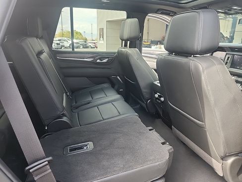 Used 2023 GMC Yukon Denali AWD/4WD image 23