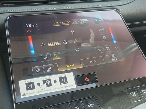 New 2025 INFINITI QX80 Sensory image 9