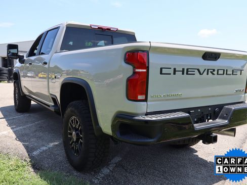 Used 2026 Chevrolet Silverado 2500 ZR2 AWD/4WD image 10