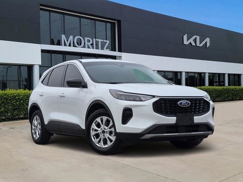 Used 2024 Ford Escape Active image 1