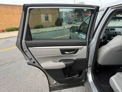 Used 2019 Honda CR-V LX image 20