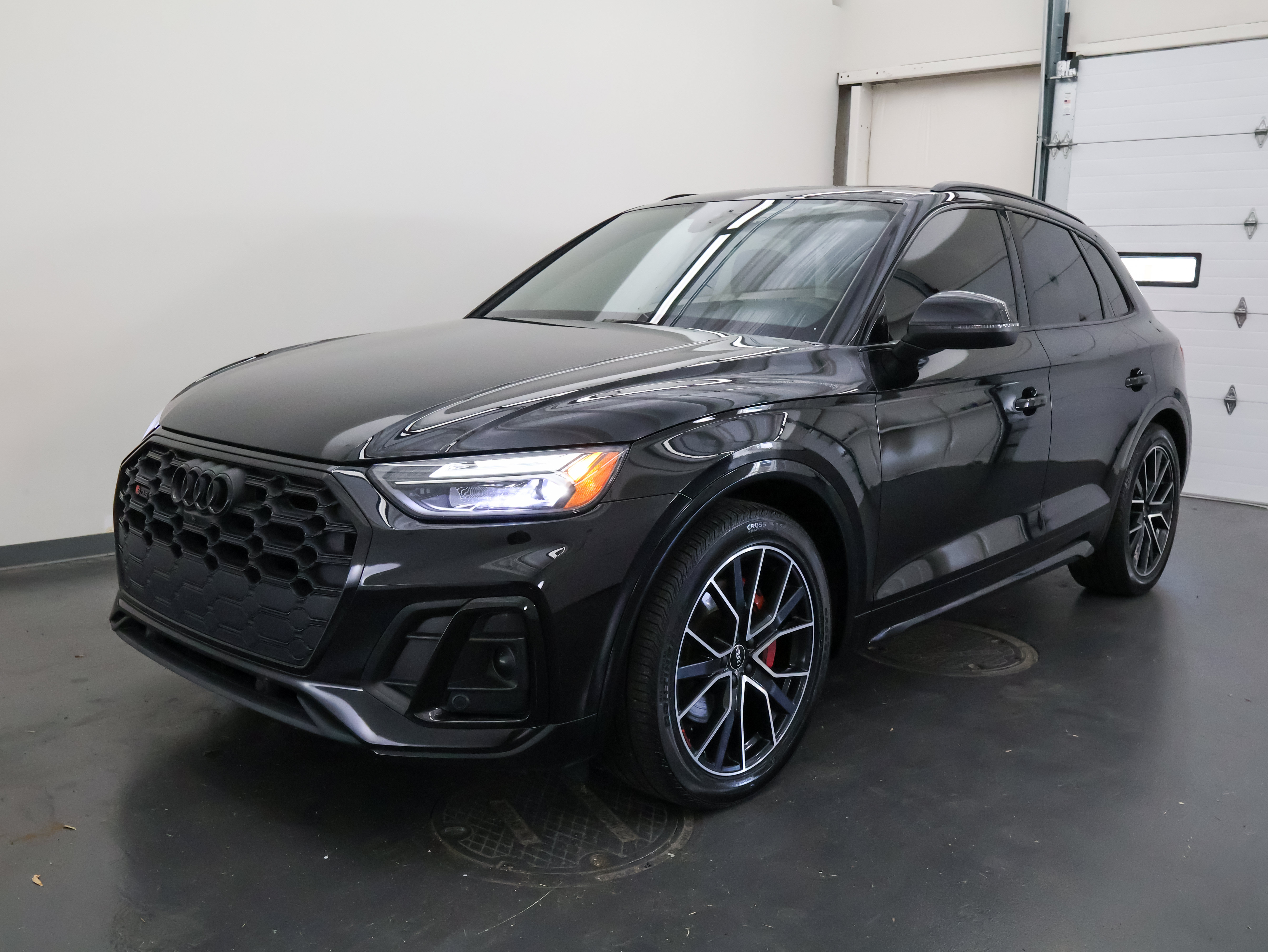 Used 2023 Audi SQ5 Premium Plus w/ Premium Plus Package AWD/4WD image 7