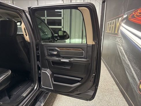 Used 2019 RAM 3500 Laramie image 25