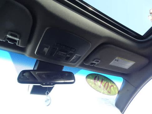 Certified 2019 Toyota Avalon XLE image 34