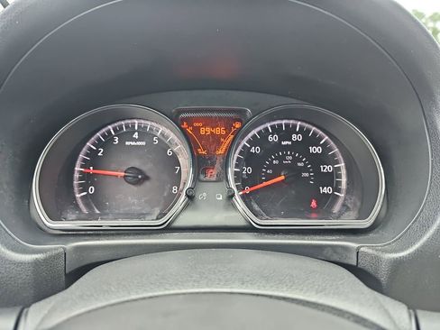 Used 2014 Nissan Versa Note SV FWD image 23