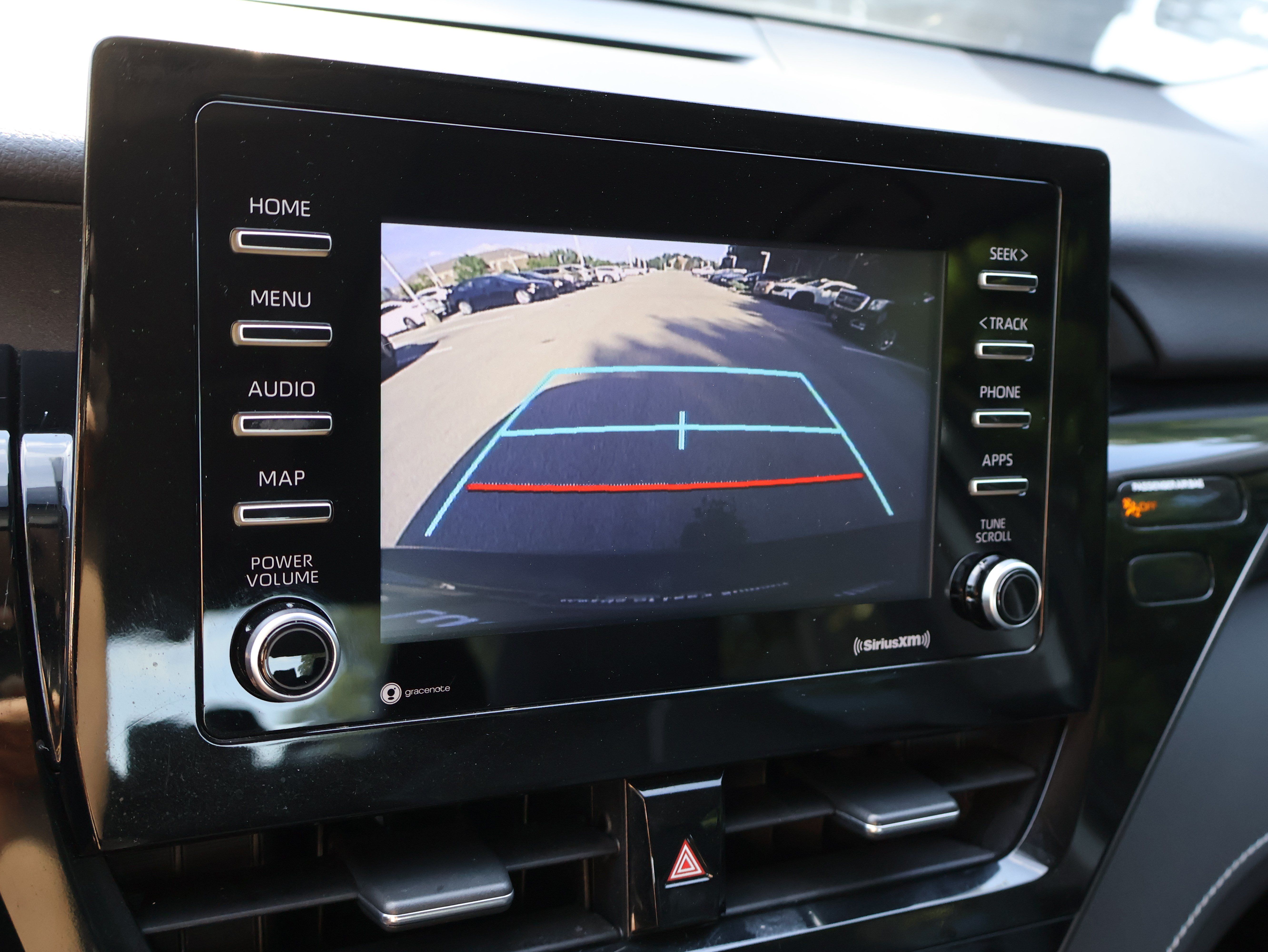 Used 2021 Toyota Camry SE FWD image 32