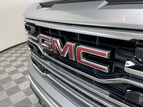 Used 2025 GMC Sierra 1500 SLT image 30