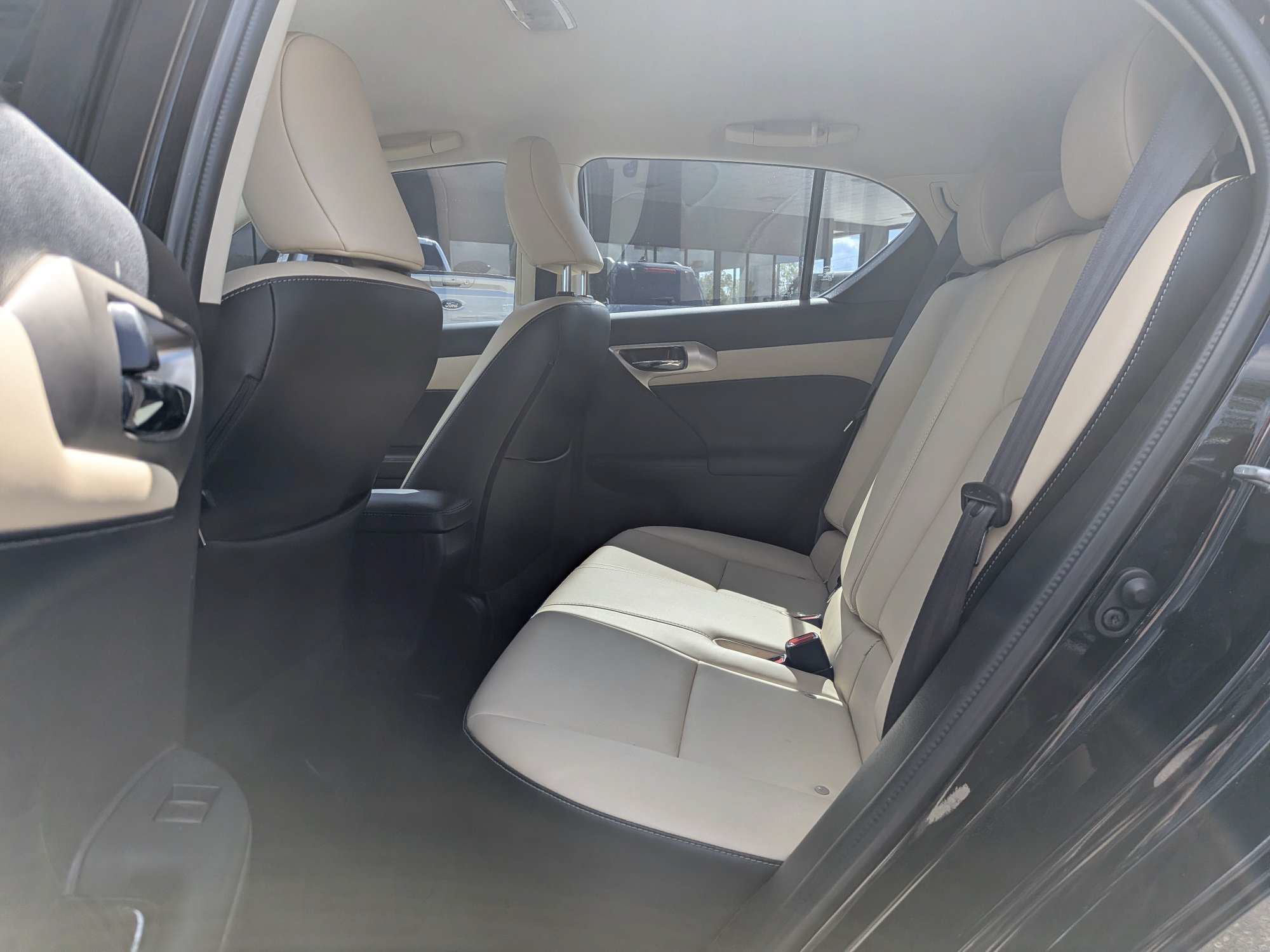 Used 2017 Lexus CT 200h w/ Accessory Package 2 FWD image 14