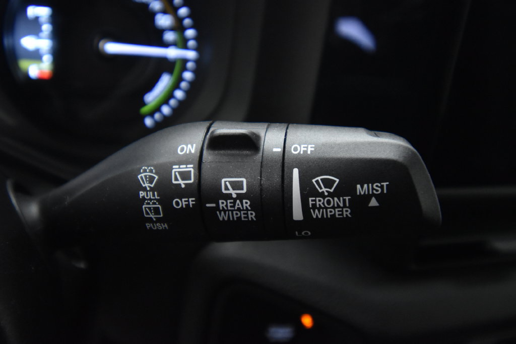 Certified 2024 Jeep Wrangler Unlimited w/ Convenience Group AWD/4WD image 32