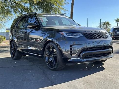 Used 2025 Land Rover Discovery Dynamic SE AWD/4WD image 19