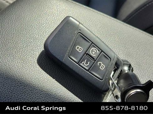 Used 2019 Volkswagen Tiguan SEL Premium R-Line image 28