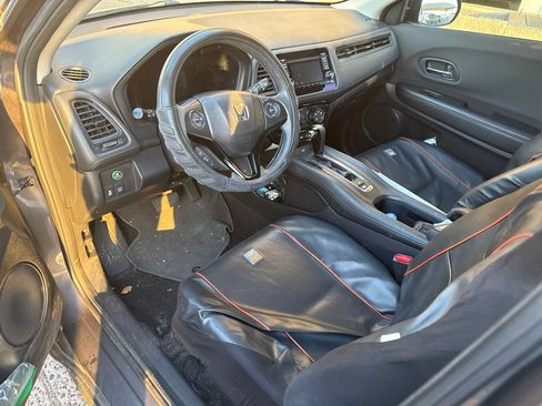 Used 2021 Honda HR-V LX image 5