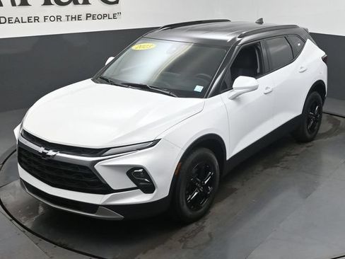 Used 2023 Chevrolet Blazer LT w/ Convenience Package FWD image 46