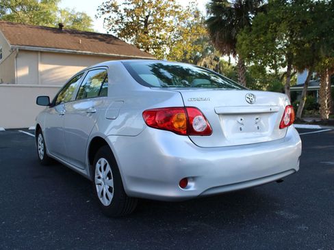 Used 2009 Toyota Corolla LE FWD image 5
