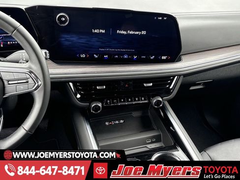 Used 2025 Chevrolet Tahoe LT image 17