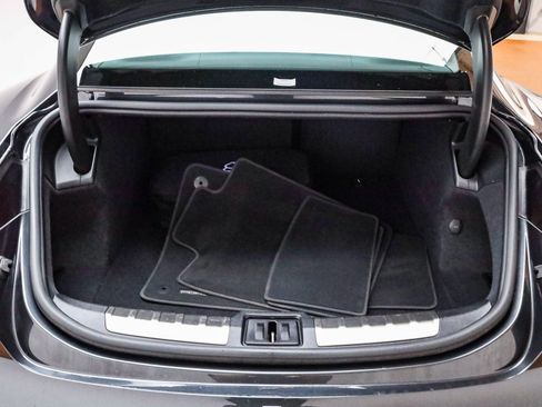 Used 2025 Porsche Taycan image 29