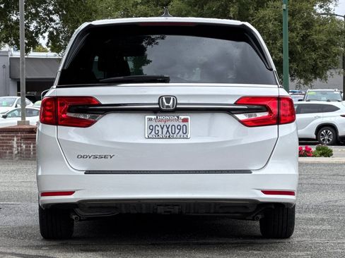 Used 2023 Honda Odyssey EX-L image 5