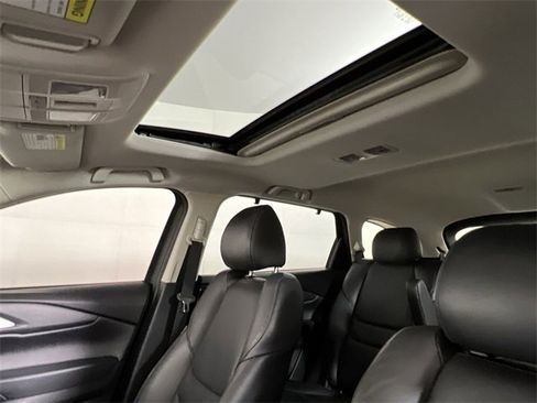 Certified 2022 MAZDA CX-9 Touring w/ Touring Premium Package image 15