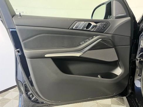 New 2026 BMW X7 M60i w/ Executive Package image 9