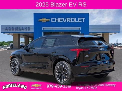 New 2025 Chevrolet Blazer EV RS image 6
