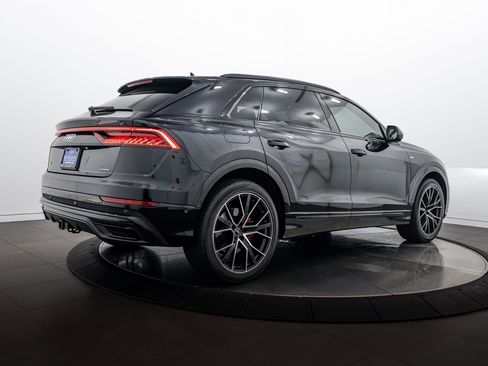 Used 2021 Audi Q8 Prestige AWD/4WD image 4
