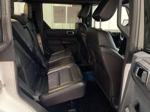 Used 2025 Ford Bronco Outer Banks AWD/4WD image 14