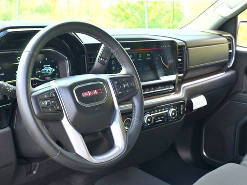 Certified 2023 GMC Sierra 1500 Elevation image 25