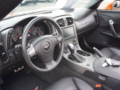 Used 2007 Chevrolet Corvette Base w/ Preferred Equipment Group image 18