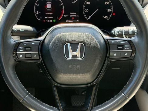 Used 2024 Honda HR-V EX-L image 14