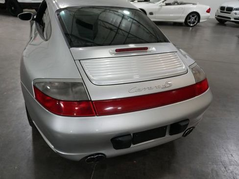 Used 2004 Porsche 911 Carrera image 19