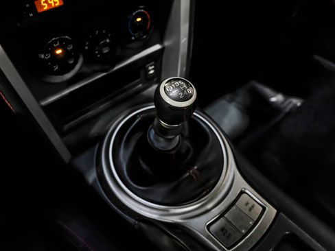 Used 2015 Scion FR-S RWD image 16