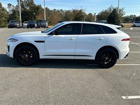 New 2025 Jaguar F-PACE R-Dynamic S image 2