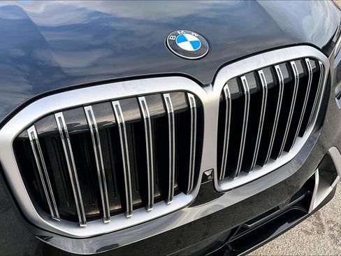 Used 2025 BMW X7 xDrive40i image 34