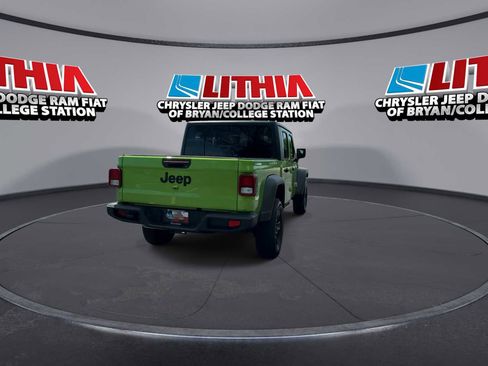 New 2026 Jeep Gladiator Sport image 4