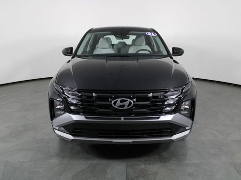 Certified 2026 Hyundai Tucson SE FWD image 13