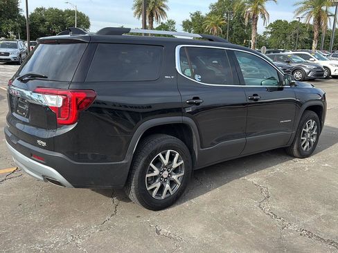 Used 2023 GMC Acadia SLT w/ Technology Package FWD image 7